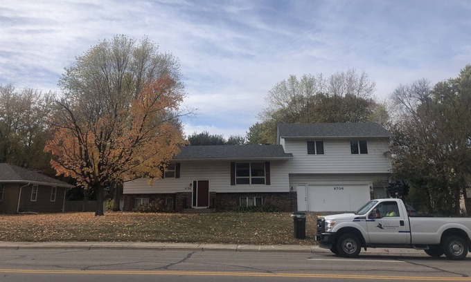 West Bloomington House | Separate studio with entrance pet friendly close airport mall of America