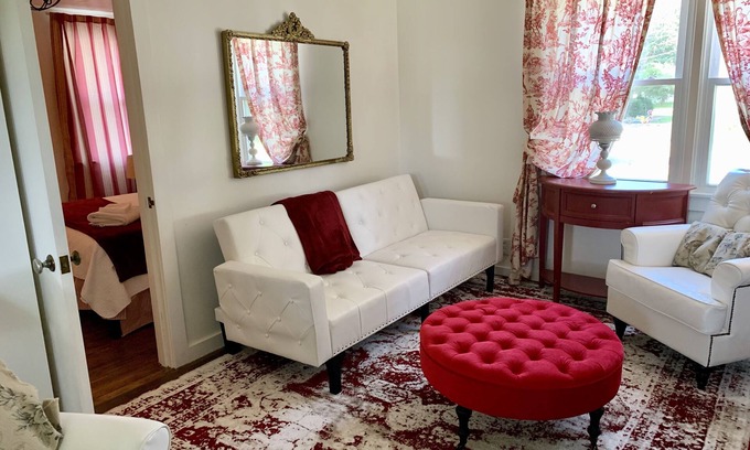 Nauvoo House | Sept-May ask for 30% Discount! The Red Cottage-30-DAYS OR LONGER-TERM RENTAL!