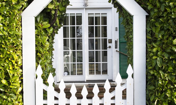 Sequim House | SEQUIM HERITAGE HOUSE where relaxed elegance & craftsmanship abound.