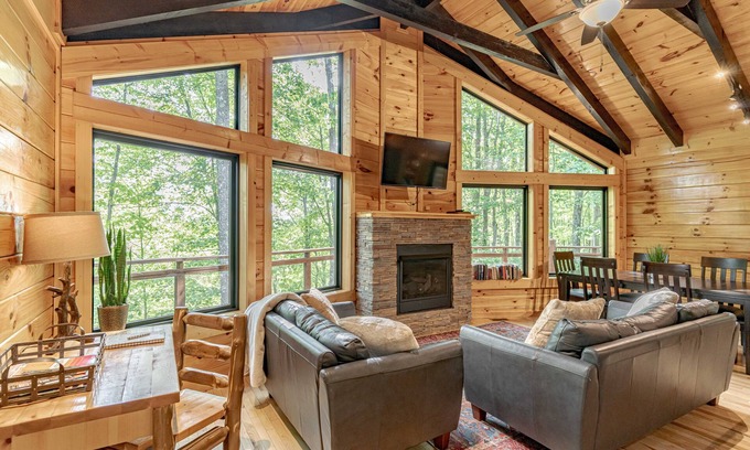 Rogers Cabin | Serendipity Cabin- Relax & Recharge at RRG