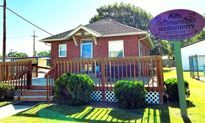 Inman House | Serendipity Guest Cottage