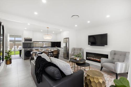 Sanctuary Point House | Serendipity Stays Jervis Bay - 5 Mins Walk to Beach