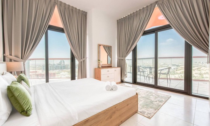 Dubai Apartment | Serene 2 Bedroom Apartment