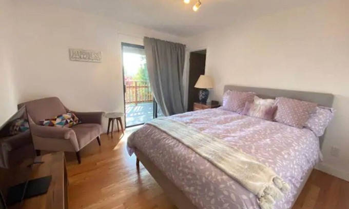 Chabot Park Apartment | Serene 2 Bedroom Sanctuary w/Balcony -Easy Access to S