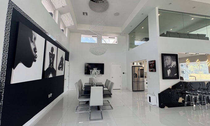 Tamarac House | Serene 4-Spacious luxury home