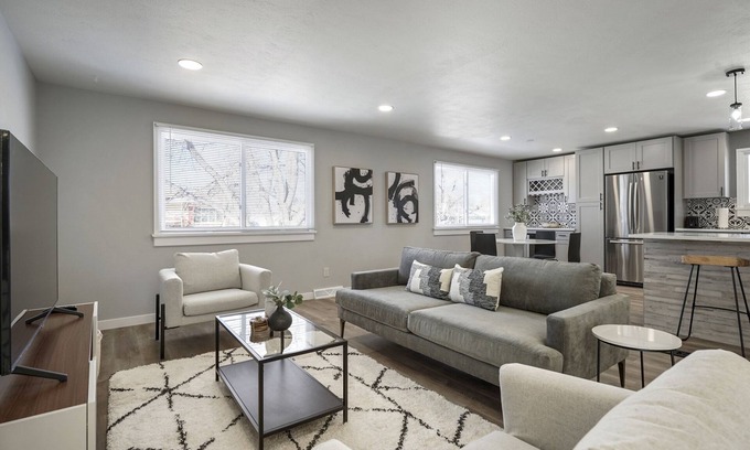 Highlands House | Serene 4BR Getaway w/Garage, great for pets and families, hosted by DenverStays