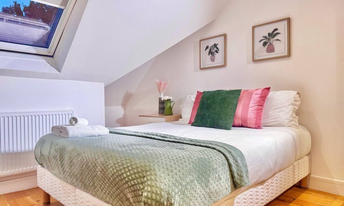 Barnhill Apartment | Serene En-suite 30min to Central London