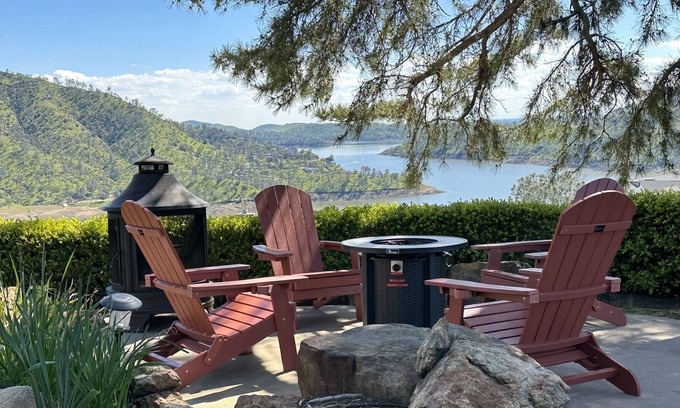 Friant Cottage | Serene get away at Millerton Lake - Instagram worthy views - 3 National Parks
