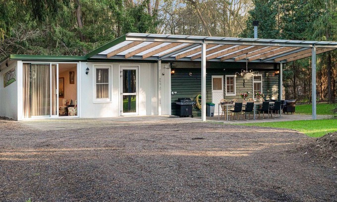 Municipality of Boekel House | Serene Holiday Home in Boekel with Private Hot Tub