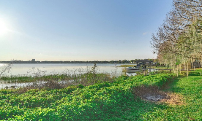 Winter Haven House | Serene Lake Views: Winter Haven Home