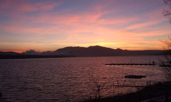 Big Bear Lake House | Serene Lakefront 4BR with Dock and Spa. Ski Slopes nearby