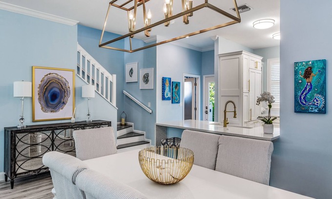 Bahama Village House | ~Serene Lily~ Luxurious 2 bed, 2.5 bath home in the upscale Truman Annex