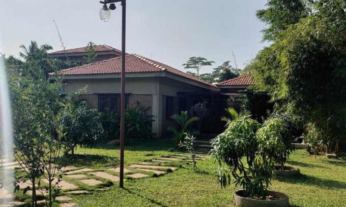 Manchanabele Villa | Serene meadows villa