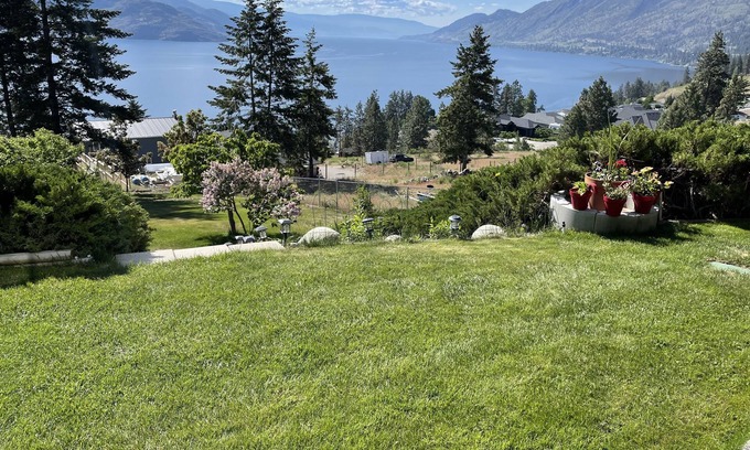 Central Okanagan House | Serene, modern suite with spectacular lake views