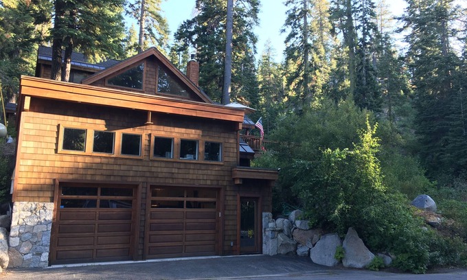 Alpine Meadows House | Serene Mountain Retreat in Alpine Meadows – Minutes from Tahoe Palisades