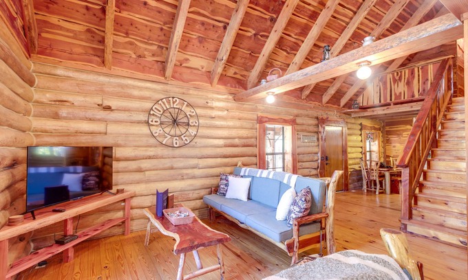 Pikeville Cabin | Serene Pikeville Cabin: 20 Mi to Fall Creek Falls!