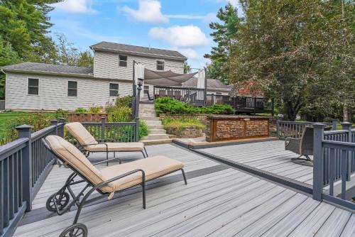 Schuylerville House | Serene Poolside Family Retreat by Saratoga Stays