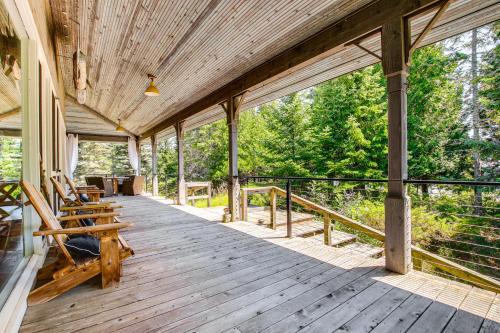 Washington Island House | Serene Washington Island Getaway with Private Beach!