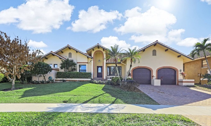 Marco Island House | Serene waterfront home w/pool, spa, & water view