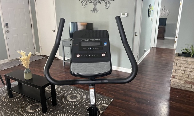 Springfield House | Serenity 2, Updated, Clean Home, Ifit Bike,WiFi, Fenced yard, near Yellow Spring