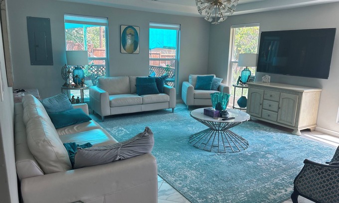 Flower Mound House | Serenity :3-bedroom bungalow in phenomenal Flower Mound with Wi Fi, AC, Parking