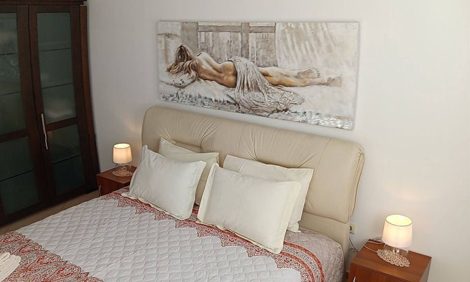 Oborishte Apartment | Serenity Apt Sofia