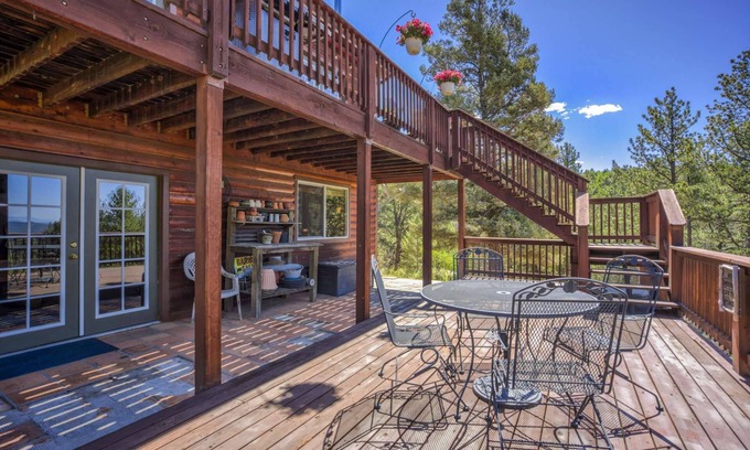 Florissant House | Serenity at Bear Lodge,Fantastic Sangre de Cristo Mountain Views,RV Parking,Dogs Considered with Fee