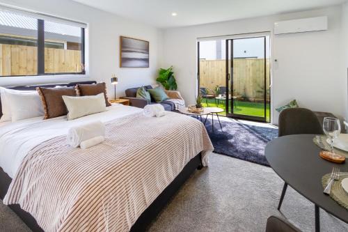 New Brighton Apartment | Serenity Getaway