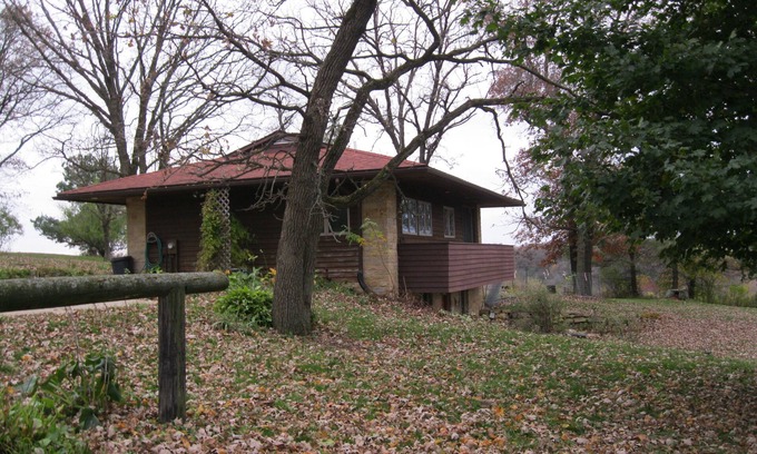 Mineral Point House | Serenity in a rural guest house a mile outside of Mineral Point.