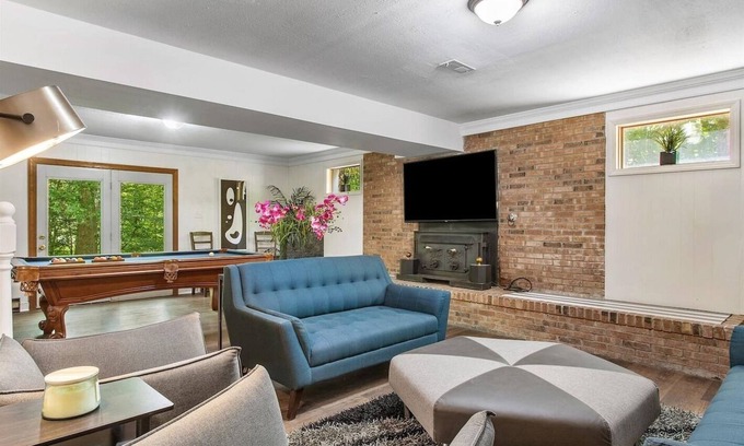 North Chesterfield House | Serenity in the Suburbs: Your Gorgeous RVA Getaway