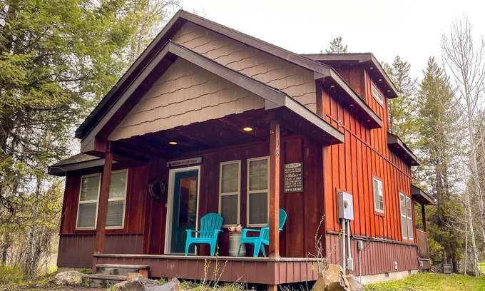 McCall Cabin | Serenity In The Woods