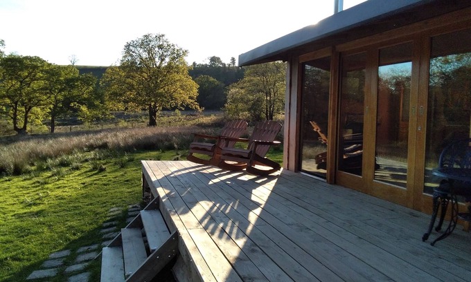 Pentrefelin Cabin | Serenity Lodge a unique glamping experiance.