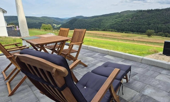 Bescheid Bed & Breakfast | Serenity Vista Retreat Deluxe