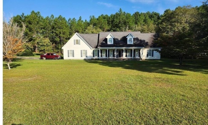 East Dublin House | Serenity. Welcome Home!