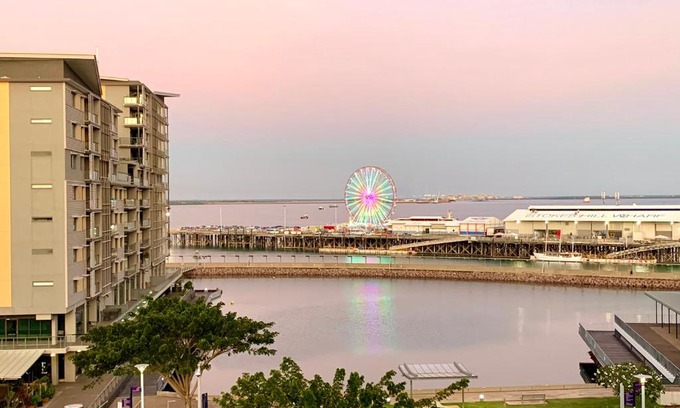 Darwin City Centre Apartment | Serenity Zealandia - Luxury 1brm unit at Darwin Waterfront