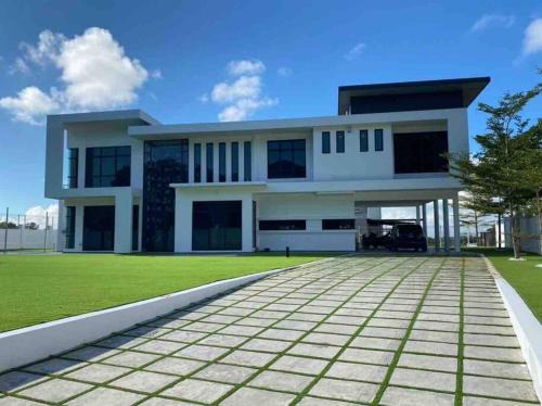 Masai Villa | Seri Alam Y19 Luxury Spacious Villa