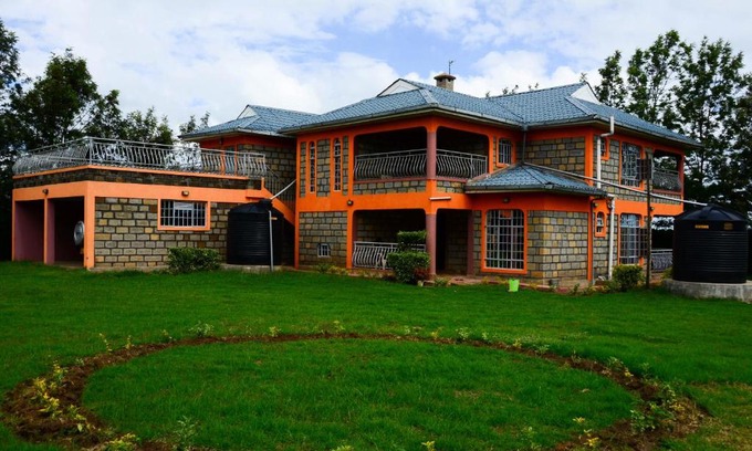 Kenya House | Serian Vacation House