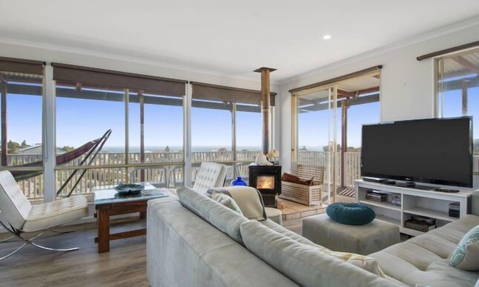 Yanchep House | Serindipity - 180 Degrees ocean view