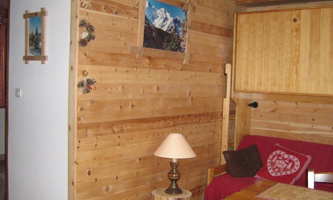 La Salle-les-Alpes Apartment | Serre chevalier 1400, Le Bez, ski slopes, apartment 4 pers. in house.