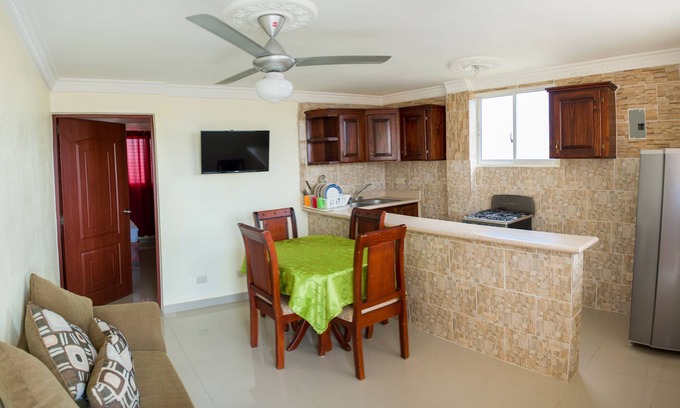 Corales del Sur Apartment | Serviced 1 Bedroom Apartment Near Ole Las Americas