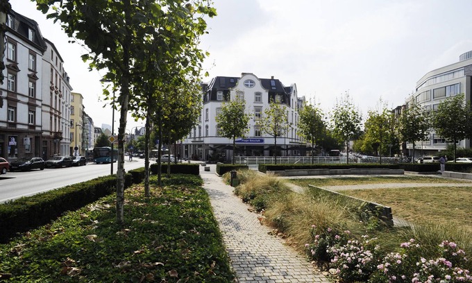 Bornheim Apartment | Serviced 2-room apartment m. Fully equipped,/Wifi and cleaning and. Laundry