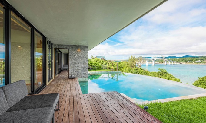 Motobu Villa | Sesoko Sansui