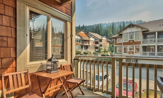 Sun Peaks Condo | Settlers Crossing #70