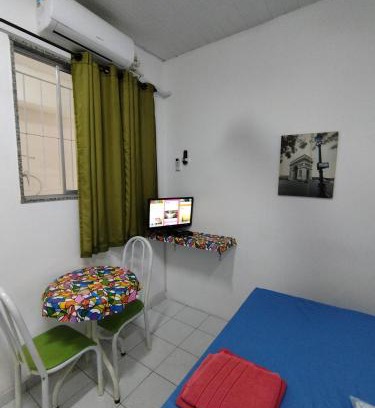 Centro de Vila Velha Apartment | Seu Apto na Praia da Costa 6 Simples e Barato Excelente Local Ar Cond TV Microondas Internet Rápida Todo seu no Centro