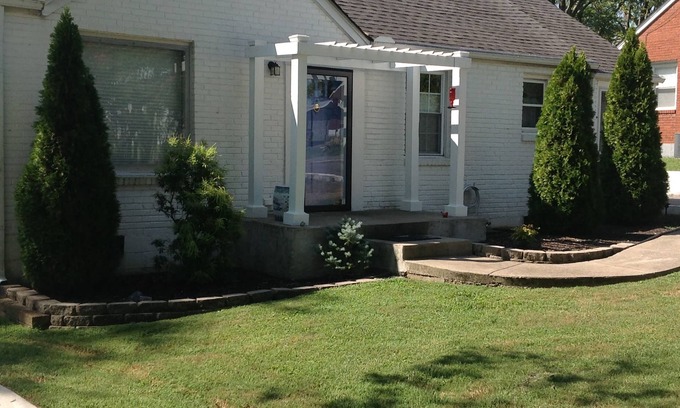 Glencliff Cottage | Seven C's Cottage - Nashville, Tennessee