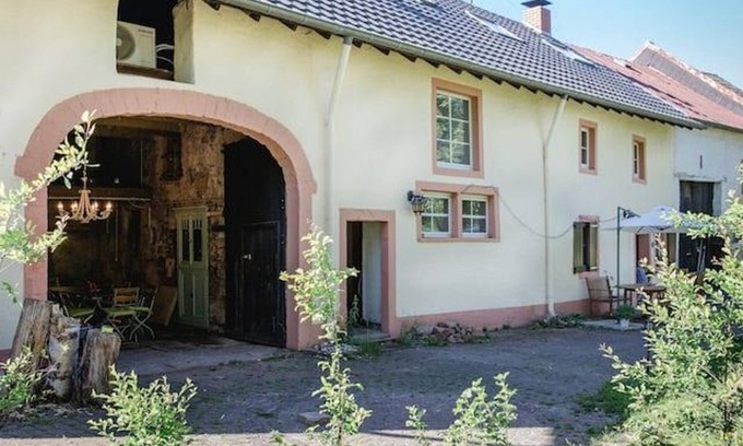 Balesfeld House | Seven Senses Eifel - holiday home, 10 beds, table football/darts and more