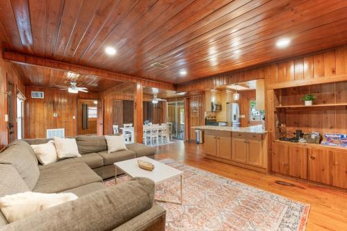 Chassahowitzka House | Seven Sisters Hideaway