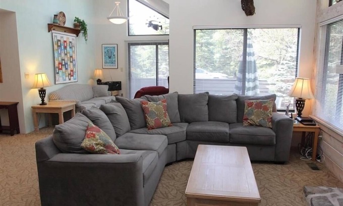 Seven Springs Condo | Seven Springs 3 Bedroom Standard Condo with Loft and Mountain Views! by RedAwning