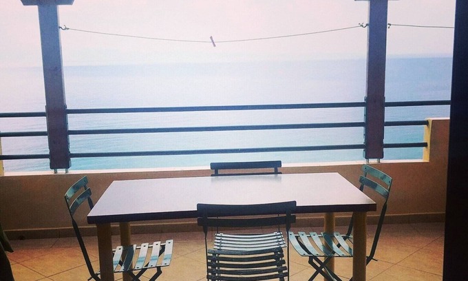 Qeparo Villa | Sevilia Rooms waiting for you!