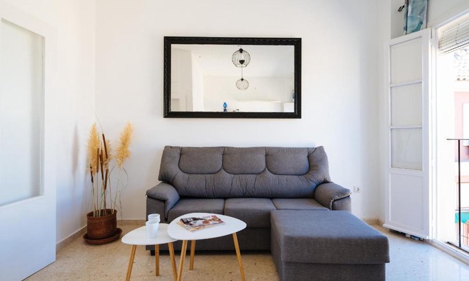 La Buhaira Apartment | Sevillano apto en Centro cerca de Santa Justa